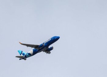 JetBlue flight averts mid-air collision with US Air Force jet