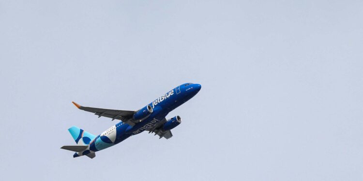 JetBlue flight averts mid-air collision with US Air Force jet