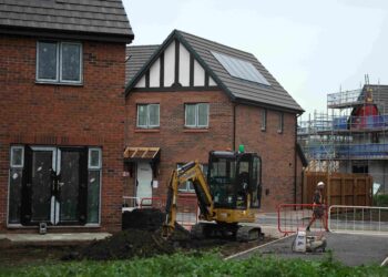 UK house prices stagnate in November, Halifax says