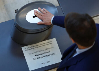 Germany’s Merz secures pensions bill, but row highlights leadership weakness