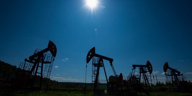 Oil holds at two-week highs on expected US rate cut, geopolitical risks