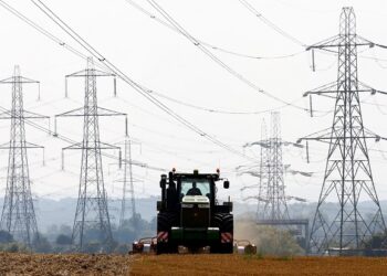 Britain overhauls power grid connections to root out ‘zombie’ projects