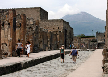 Scientists discover secrets of ancient Roman concrete at Pompeii