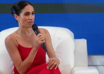 Duchess Meghan sends letter to father, criticises Daily Mail’s presence at his bedside