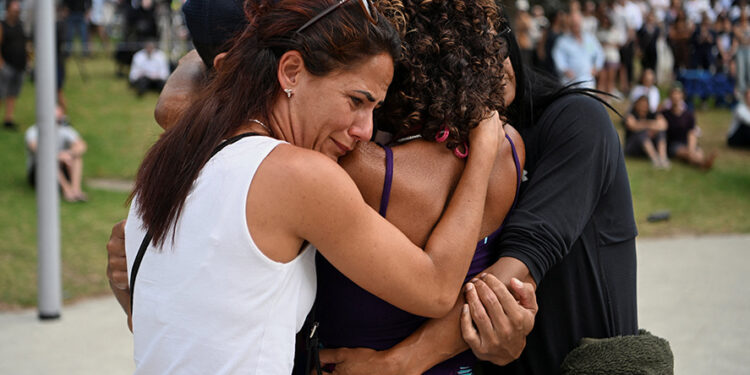 Father and son behind Bondi Hanukkah festival shooting that killed 15, Australian police say