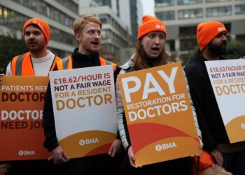 Doctors in England to strike after they reject government’s offer