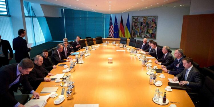 US security experts say Ukraine’s abandonment of NATO goal will not alter peace talks