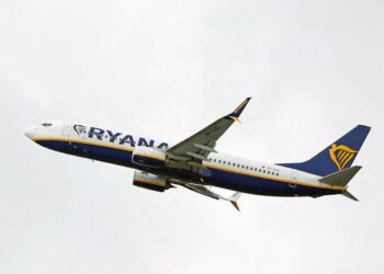 Ryanair expects to offer free Wi-Fi in 3-5 years as technology improves