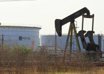 US authorizes US diluent supply to Venezuela oil sector