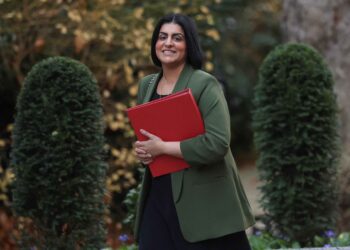 Britain to strip law-breaking asylum seekers of state support