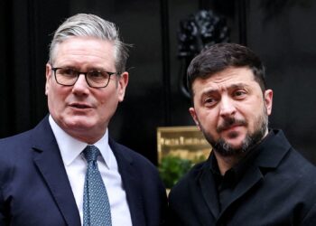 UK and Ukraine look to sell drones as Starmer shows support for Zelenskiy