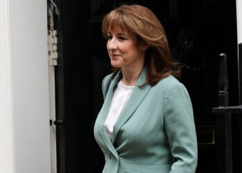 UK’s Reeves calls for closer ties with EU to boost growth