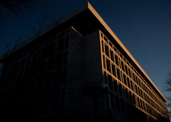 Investors face cloudier Fed rate view as Iran war grips markets