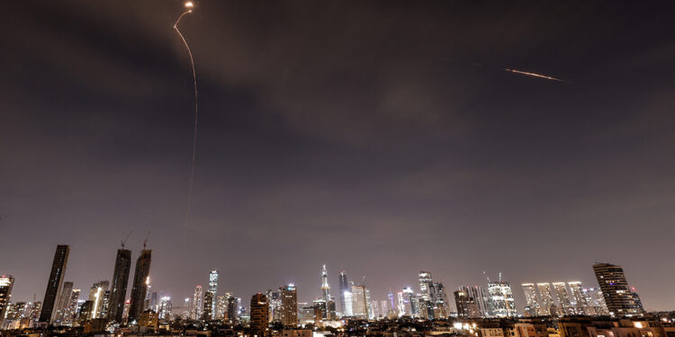 Iran threatens to retaliate against Gulf energy and water after Trump ultimatum