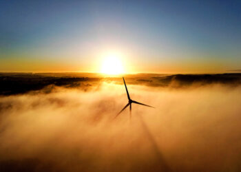 Iran market flux spurs and slows European green energy race