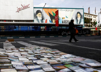 One month into Iran war, only hard choices for Trump