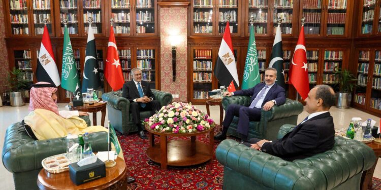 Pakistan prepares to host peace talks as Iran accuses US of ground assault plans