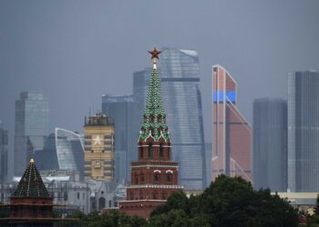 Kremlin acknowledges criticism after blogger warns Putin ‘squeezed’ Russians could erupt