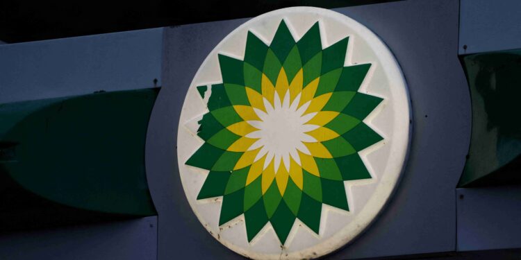 Pressure on BP climbs as UK pension fund group joins dissenting vote chorus