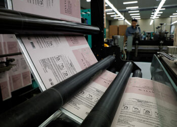 Iran war promises green edge for Asia as plastic packaging runs short