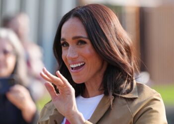 Prince Harry praises Australia’s leadership on social media ban as Meghan tells of online bullying