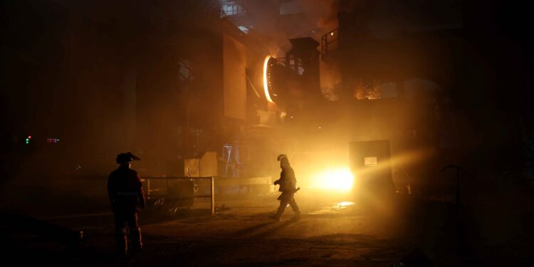 UK manufacturers divided on capacity to meet sovereign push, survey shows