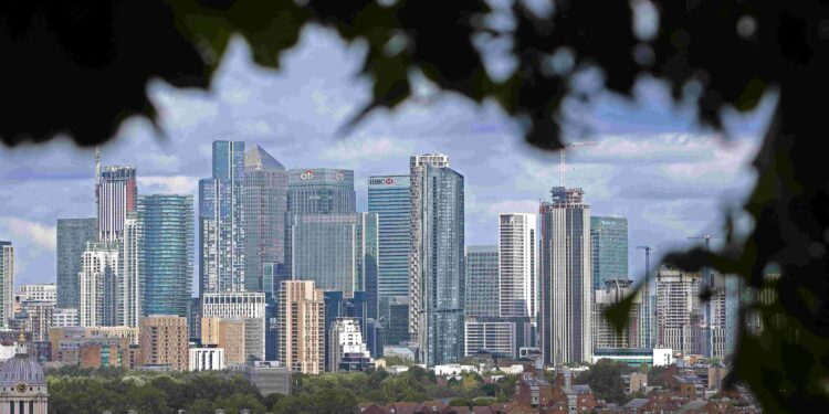 Investors urge UK audit watchdog to scrutinize HSBC’s climate accounting