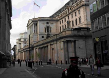 Bank of England to keep rates on hold while it gauges impact of Iran war