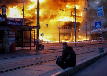 Russia threatens strikes on Kyiv defence sites, urges foreigners to leave