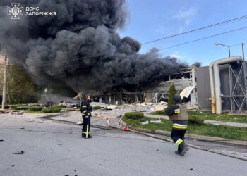 Russian attacks kill 27 before deadline for ceasefire proposed by Kyiv