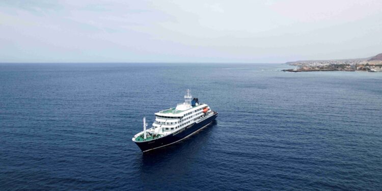 UK advises two returnees from hantavirus-hit cruise ship to self‑isolate