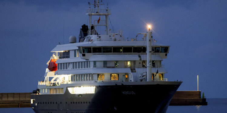 Evacuation flights leave Tenerife after cruise ship virus outbreak