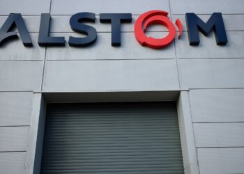 Alstom profit steady as execution issues persist