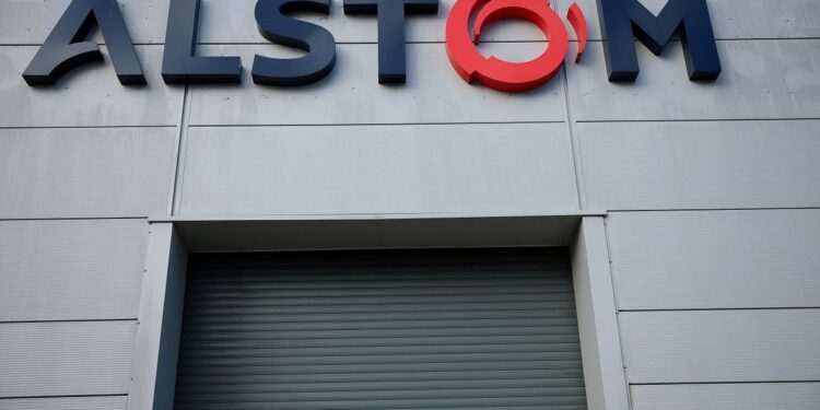 Alstom profit steady as execution issues persist