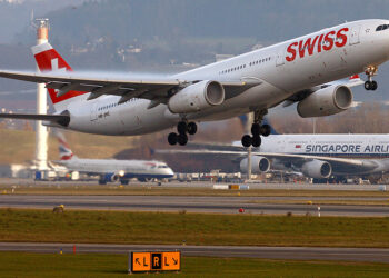 As Iran war jolts Air India, Lufthansa and Cathay pounce on fast-growing market