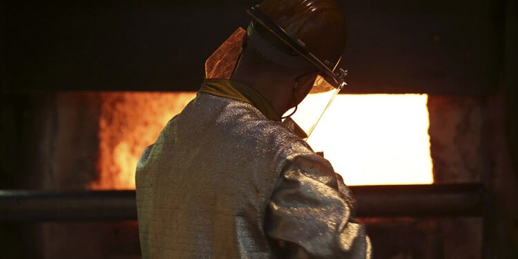 Canada turns from US to Europe as Iran war propels aluminium higher