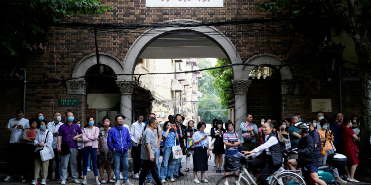 Fewer Chinese teenagers register for tough university entry exam