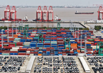 World Bank cuts global growth outlook to 2.5%, warns of drop to 1.3% if war fallout spreads to markets