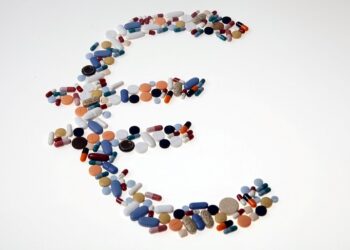 German government to abandon variable drug discounting plans, source tells Reuters