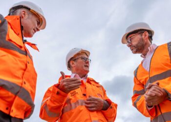 UK statistics office urges move away from older productivity measure