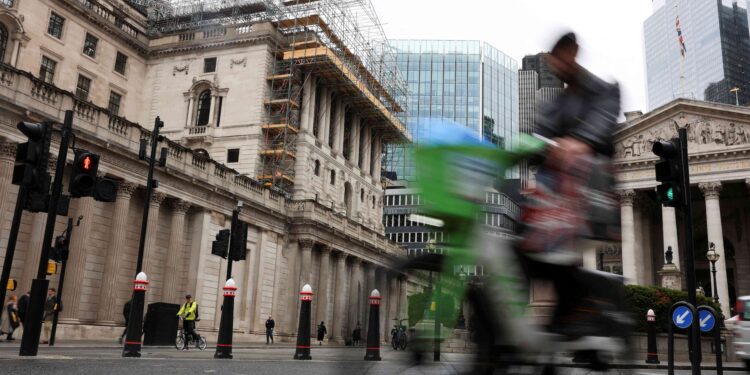 Bank of England on track to hold rates as Iran response eyed