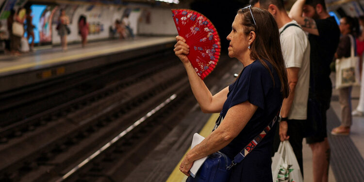 Europe braces for prolonged heatwave as temperatures approach 40C