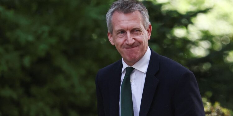 UK scraps plans to replace destroyers with focus on drone warships