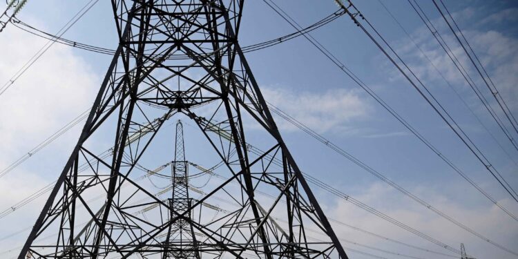 Britain scraps planning consultation requirement to speed major infrastructure projects