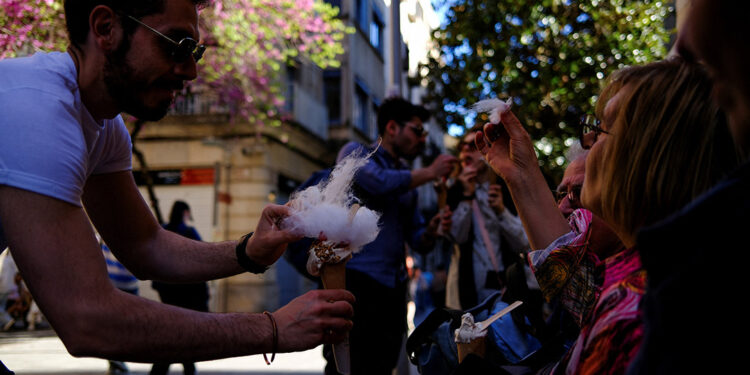 Spain expects to welcome 100 million tourists this year