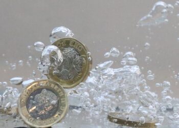 Sterling steady as US-Iran tensions flare up again