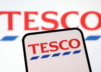 Tesco exploring sale of Central Europe operations, FT reports
