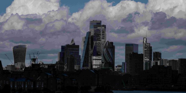 UK economy needs budget discipline, OECD says as Burnham prepares for power