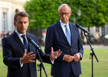 Franco-German defence cooperation under strain as Macron, Merz meet