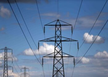 British Gas owner Centrica to cut 1,300 jobs, flags slower trading arm growth